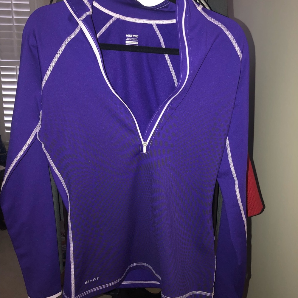 Nike long sleeve workout top